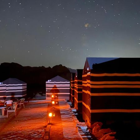 Wadi Rum Desert Heart Camp Extérieur photo