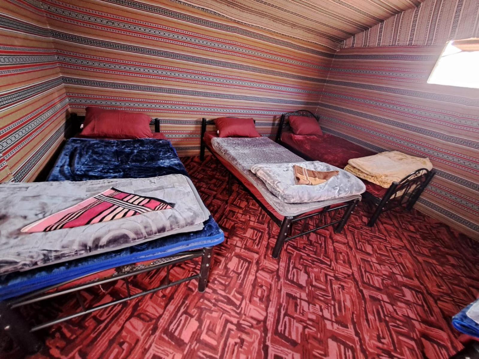Wadi Rum Desert Heart Camp Extérieur photo