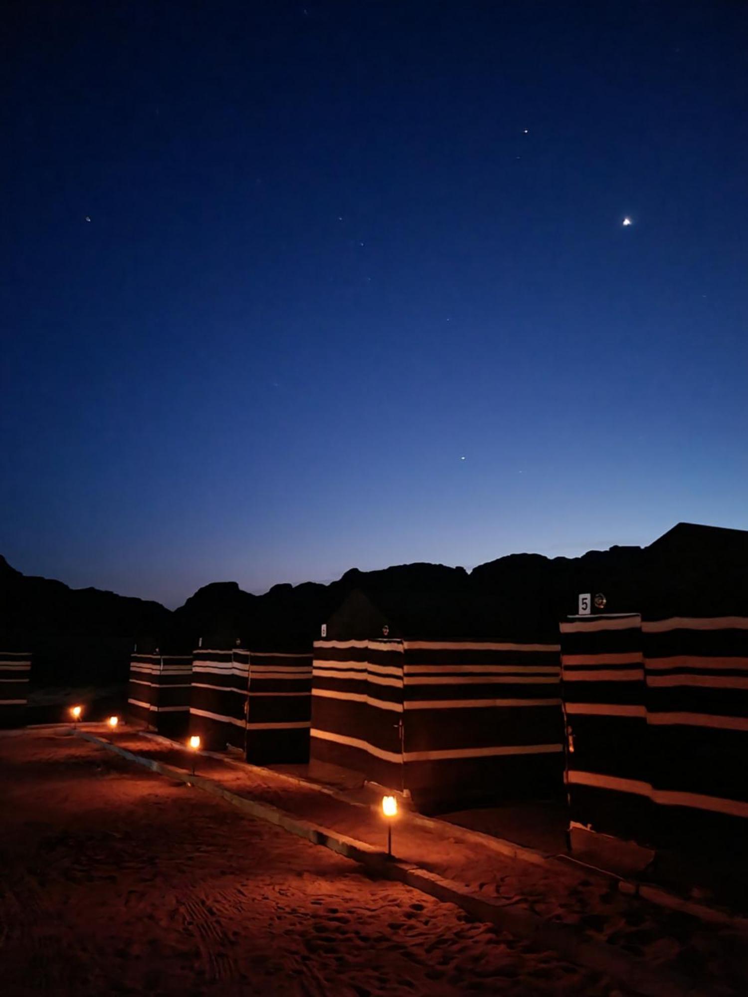 Wadi Rum Desert Heart Camp Extérieur photo