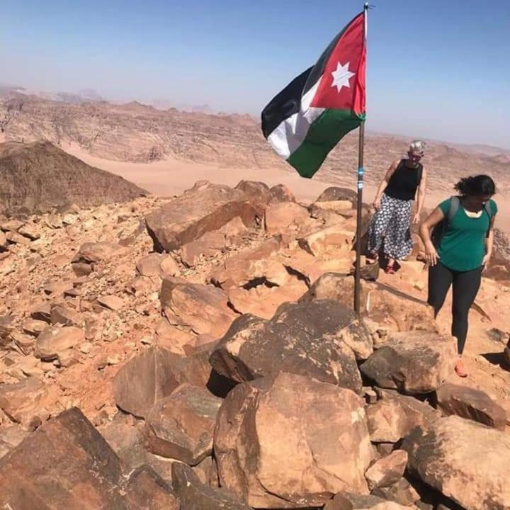 Wadi Rum Desert Heart Camp Extérieur photo